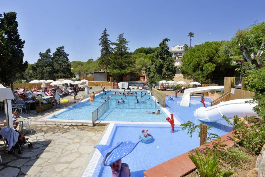 מלון יורט דה מאר Camping Senia Cala Canyelles מראה חיצוני תמונה