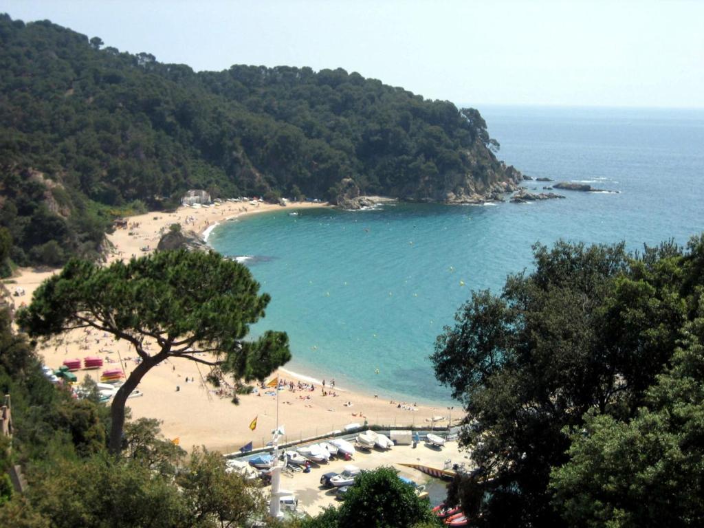 מלון יורט דה מאר Camping Senia Cala Canyelles מראה חיצוני תמונה