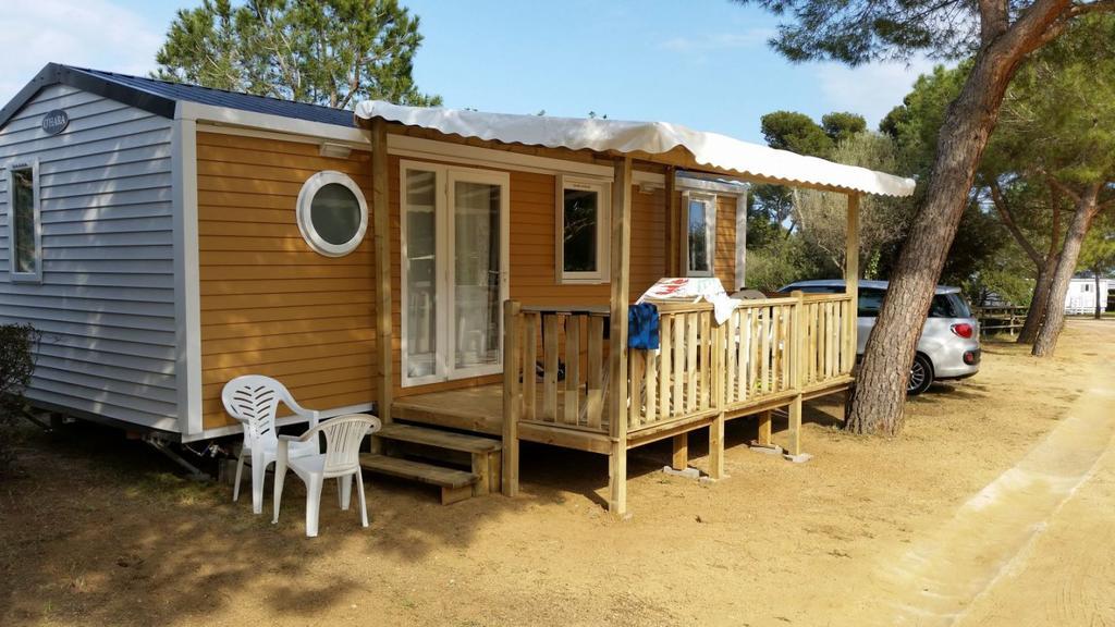 מלון יורט דה מאר Camping Senia Cala Canyelles מראה חיצוני תמונה