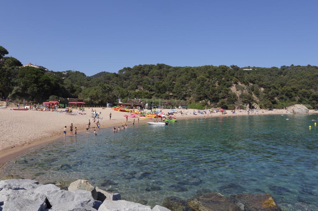 מלון יורט דה מאר Camping Senia Cala Canyelles מראה חיצוני תמונה